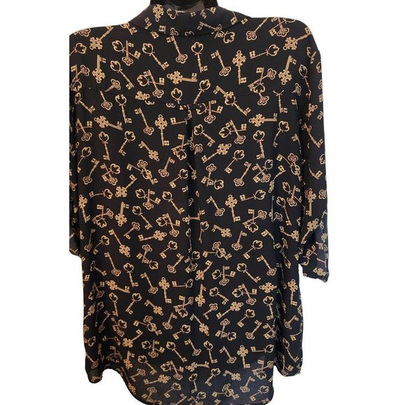 Soho NYCompany Black and Gold Key Print Tunic Blouse adjustable 3/4 Sleeve V-nec - Picture 3 of 4